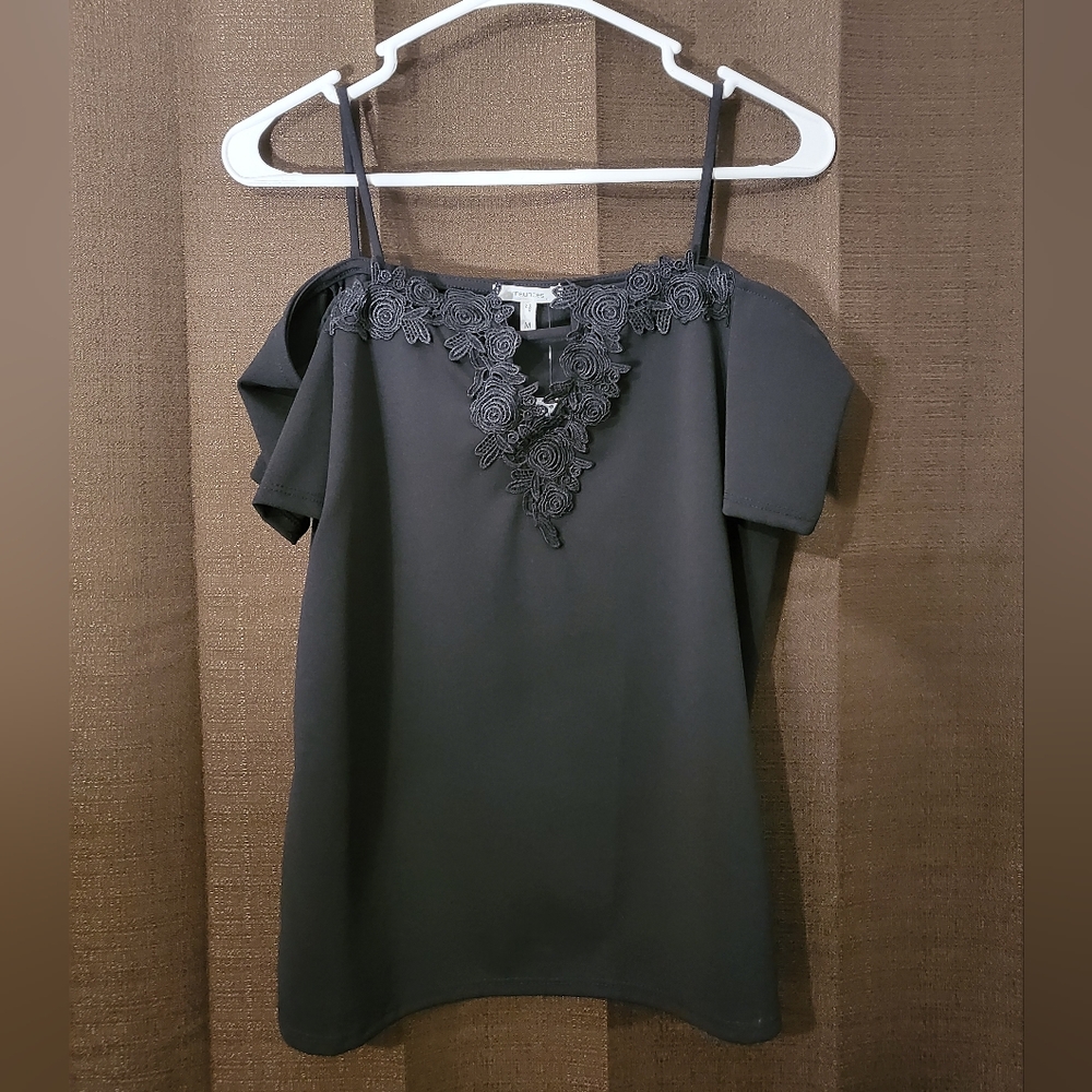 Marices off the shoulder tank top